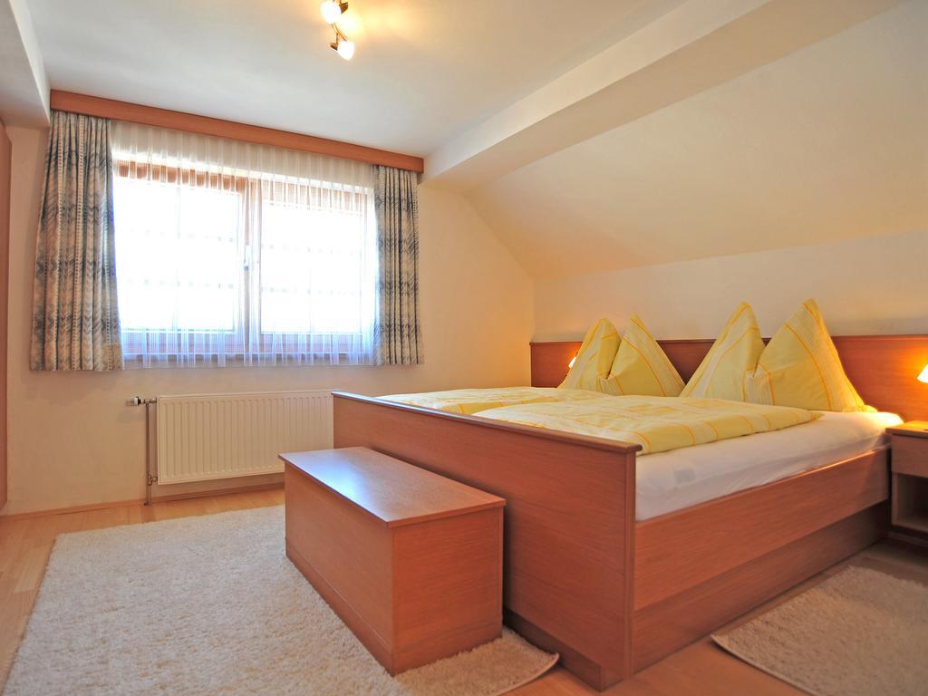 Ferienhaus Nickl Вайсбриах Стая снимка